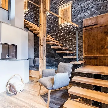 Schneiderei מלון דירות 4*